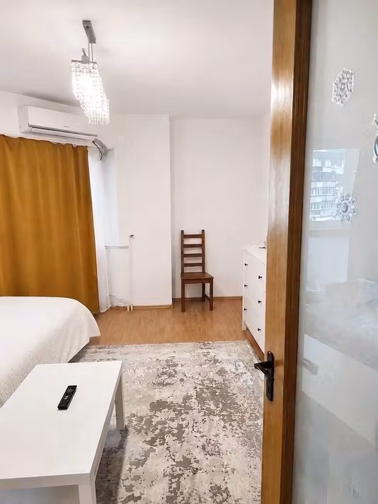 Apartament 13 Septembrie