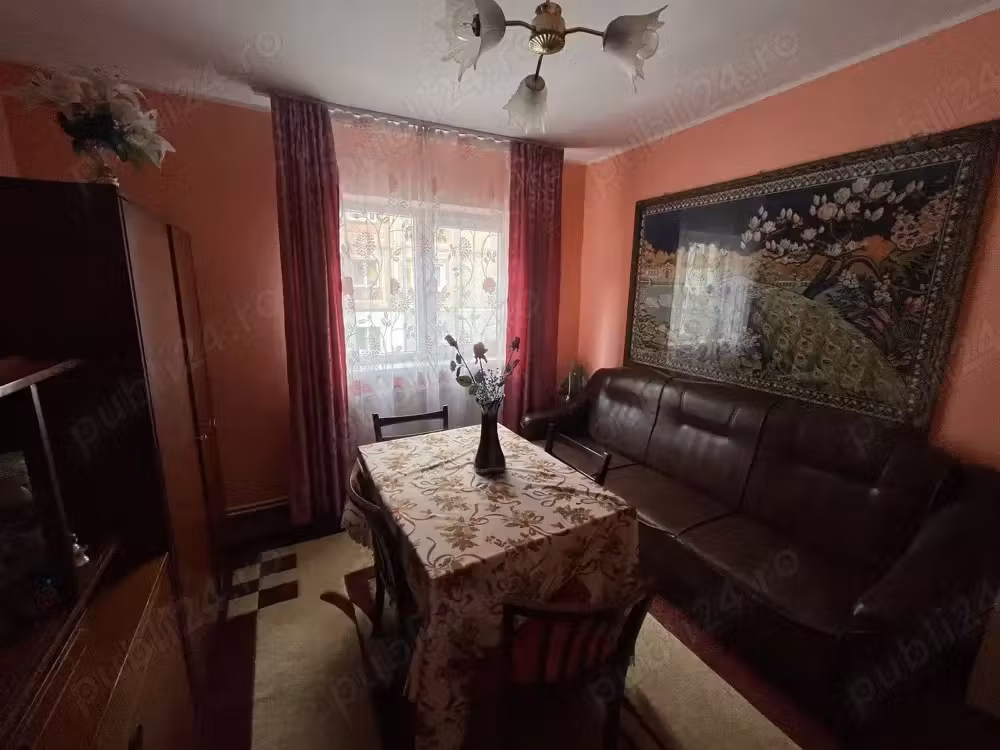 apartament 4 camere