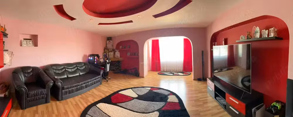 Apartament de vânzare 3 camere Piata Neamț zona 1 mai