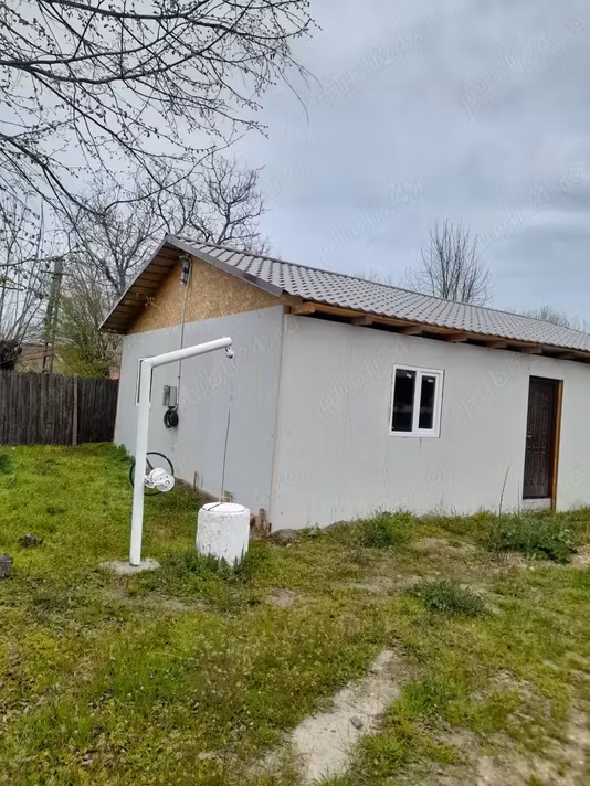 Casă Izvoru