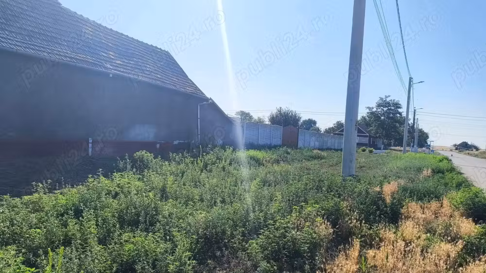Casa de vanzare la Pesac