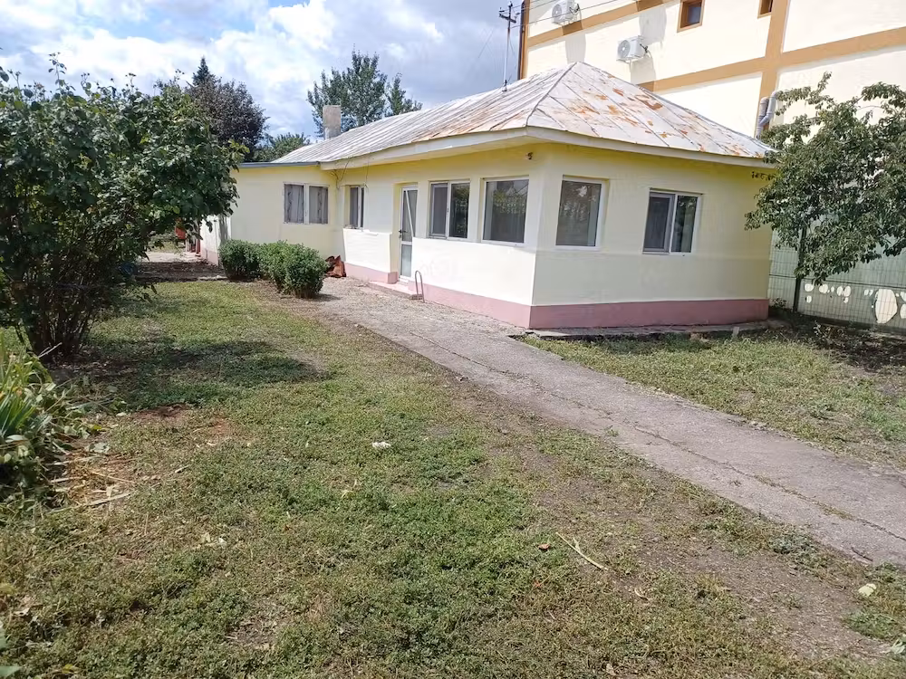 Casă de vânzare în Bărcănești