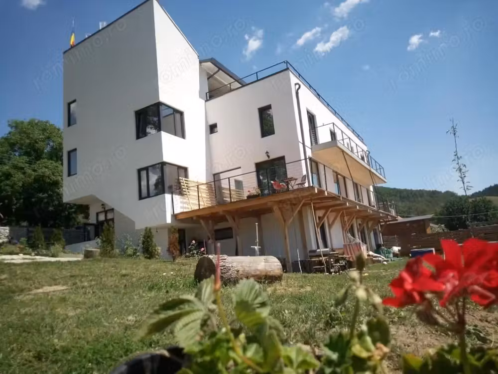 Pensiune - Oportunitate Premium de Investiție Turistică Alexandru cel Bun Neamt