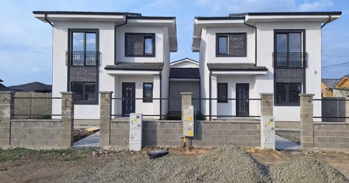 Duplex de vânzare cu 5 camere în Moșnița Nouă