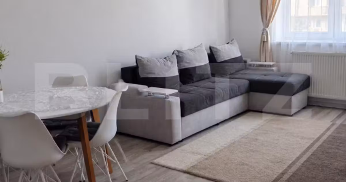 Apartament de vânzare cu 2 camere, mobilat în Râșnov