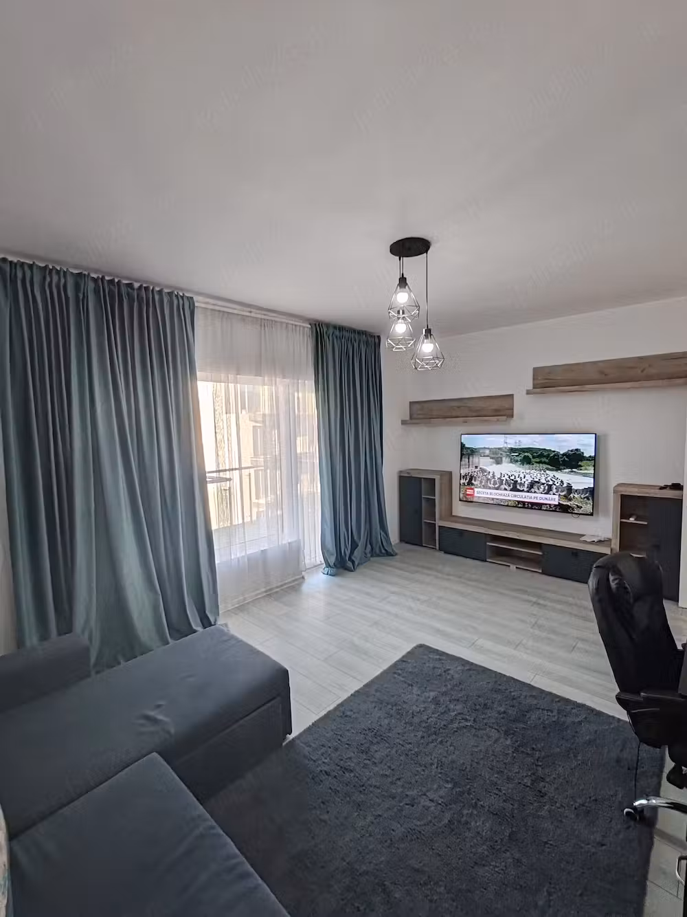 Apartament cu 2 camere de inchiriat