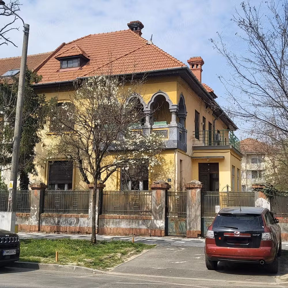 Proprietate rară ultracentrală vilă interbelică neo-românească Bd. C.D. Loga, Timișoara , Romania