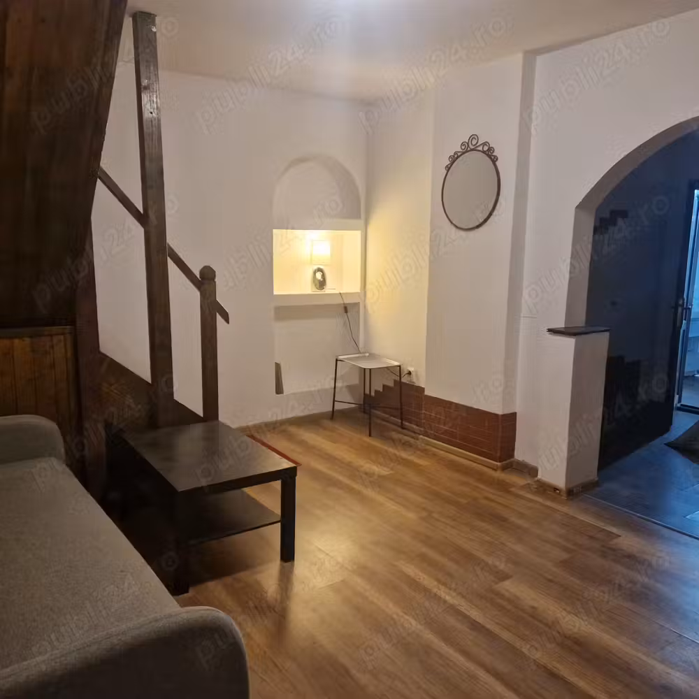 Prop. ap P+M, in vila cu 2 ap,avand curte amenajata&loc parc.,langa metrou,Ion Mihalache,Expozitiei