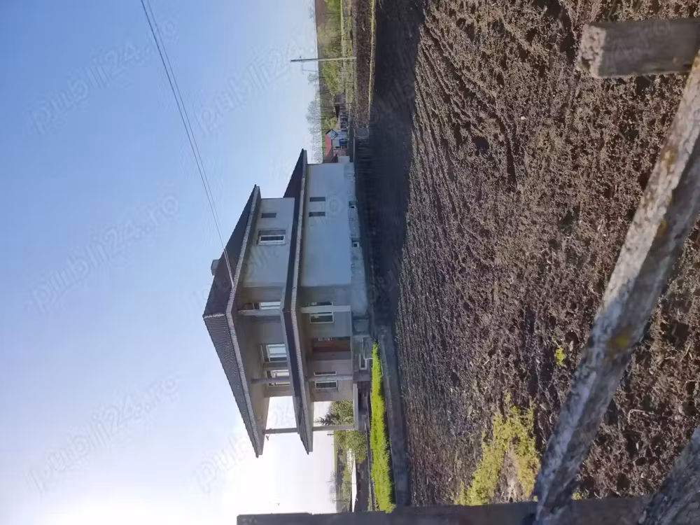 Vind casă in seulia de mures