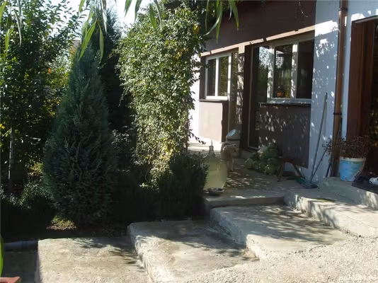 Casă 1 Decembrie