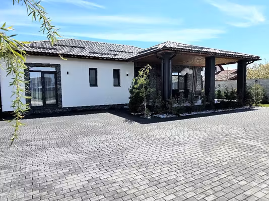 Casă Halchiu