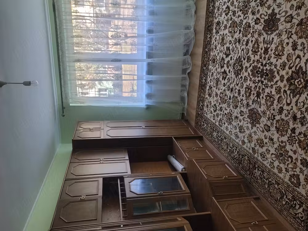 Vand apartament 3 camere . cartier SASAR Baia Mare