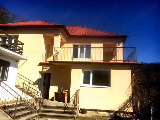 Casă Medias