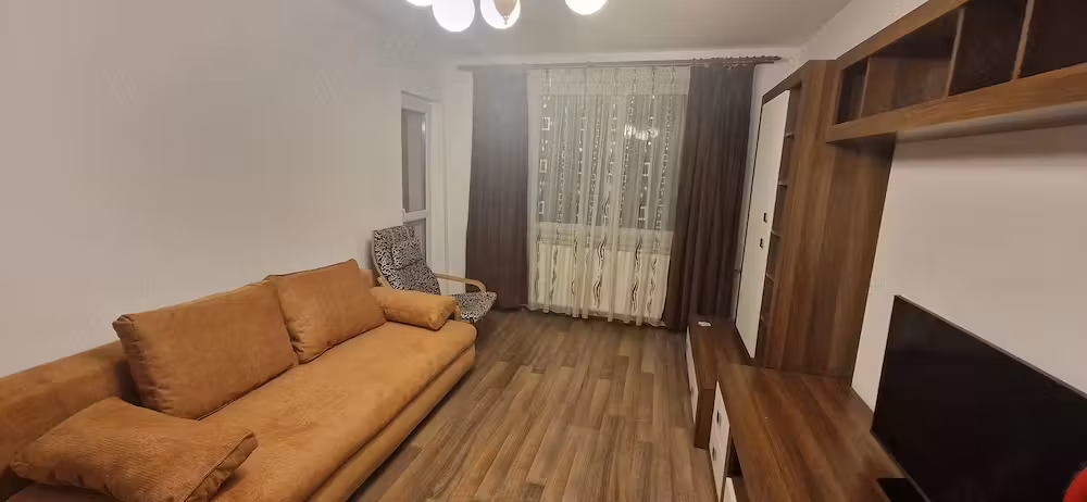 Inchiriez apartament 2 camere zona Piata Sudului cu loc de parcare