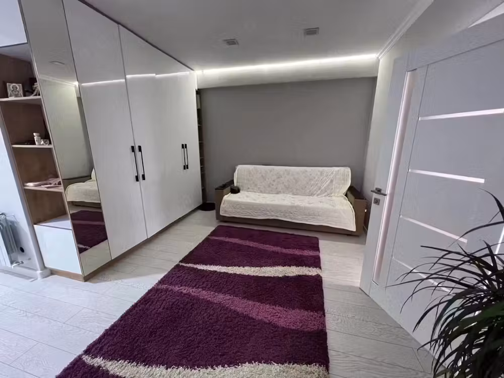 Vanzare apartament 2 camere Militari