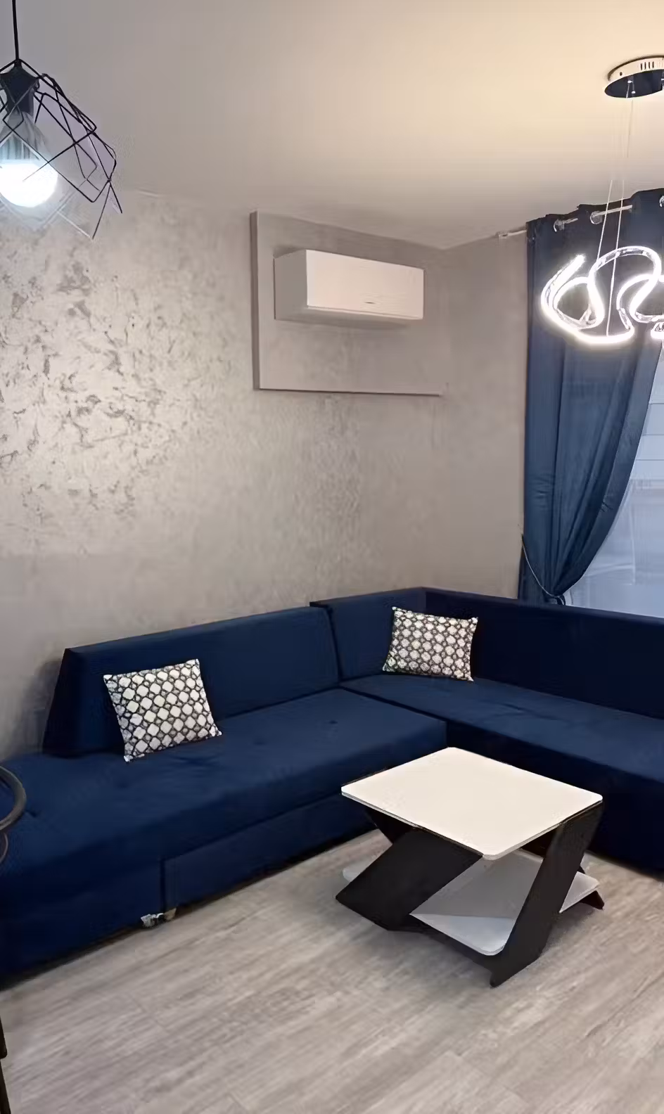 Inchiriez apartament cu 2 camere in zona Lujerului