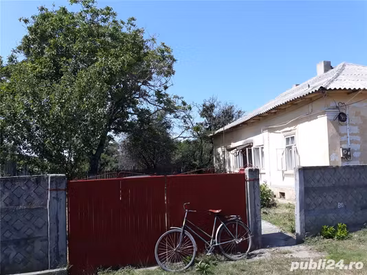 Casă Comani