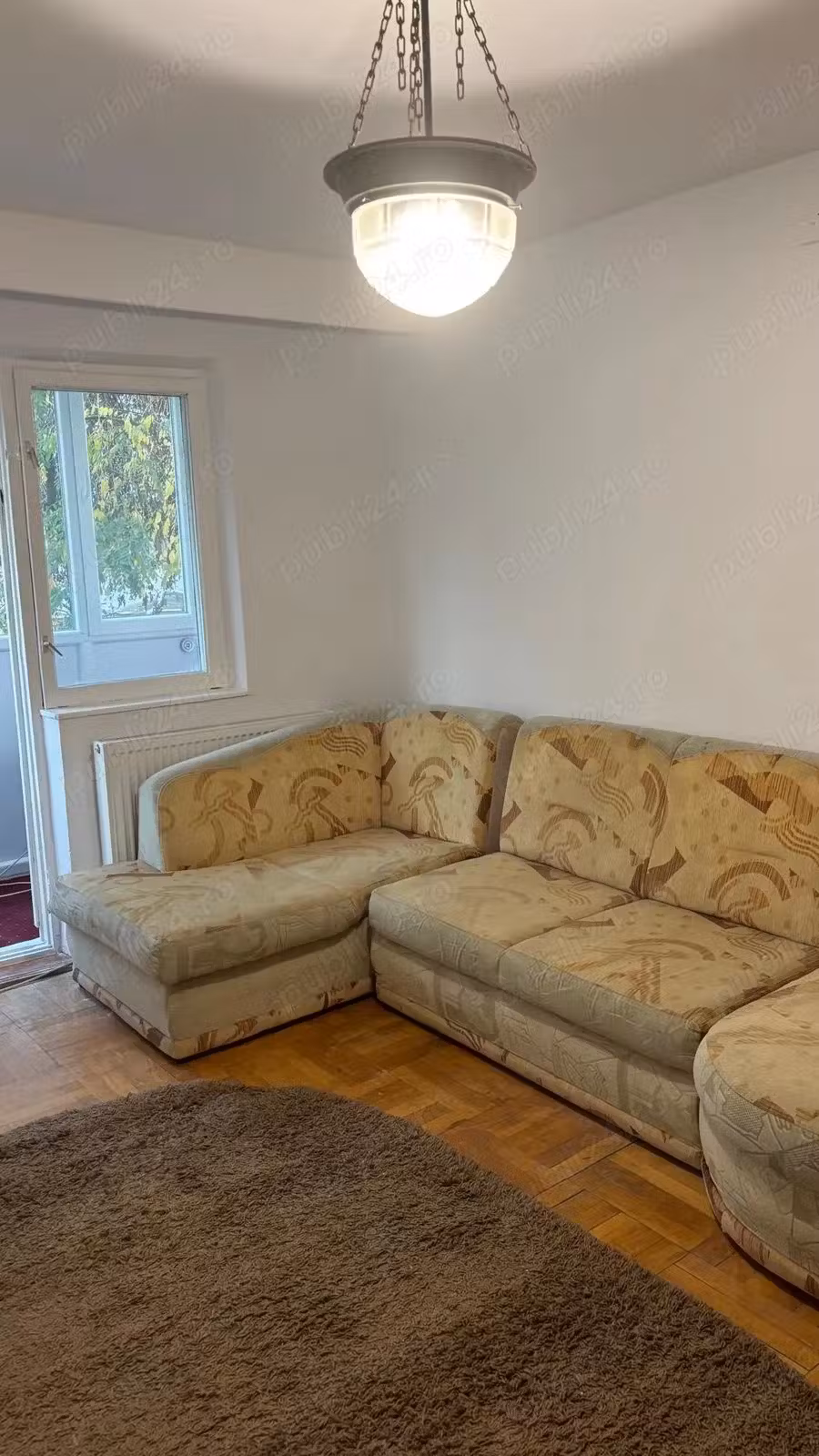 Închiriez 2 camere, etaj1 |Centrala proprie | Balcon închis | 350  | Zona liniștită str. Cosminului