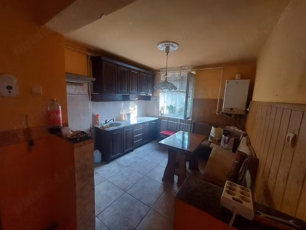 Apartament cu 2 camere de vânzare în Marghita