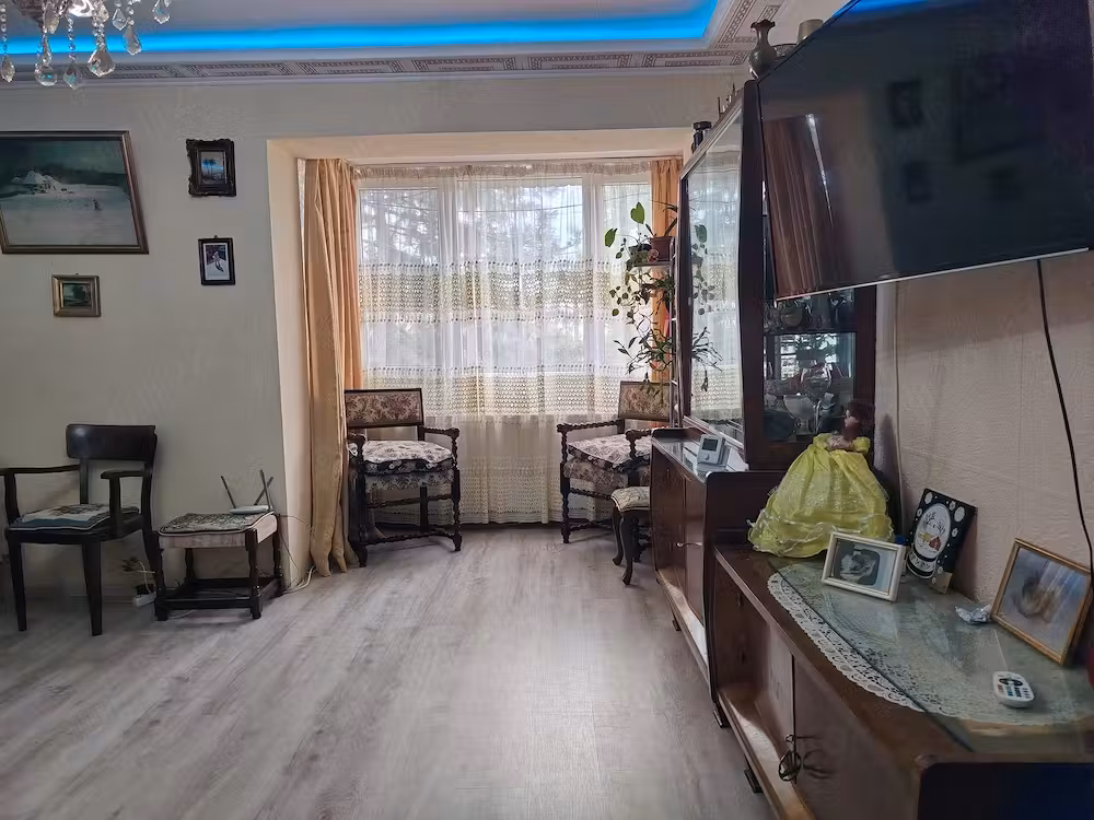 Vând apartament