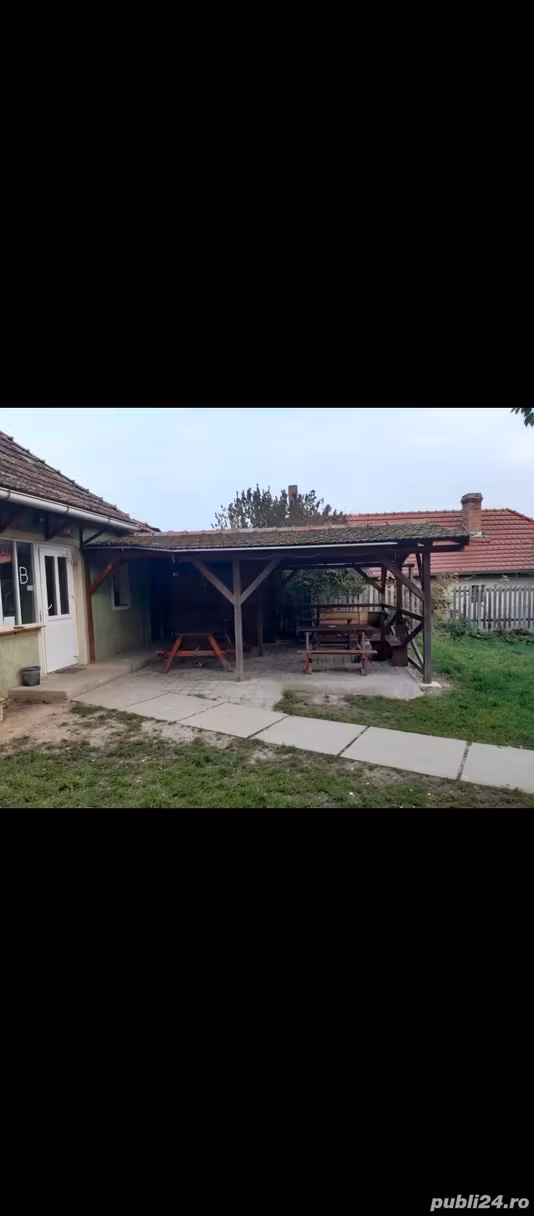 Casă Sacueni