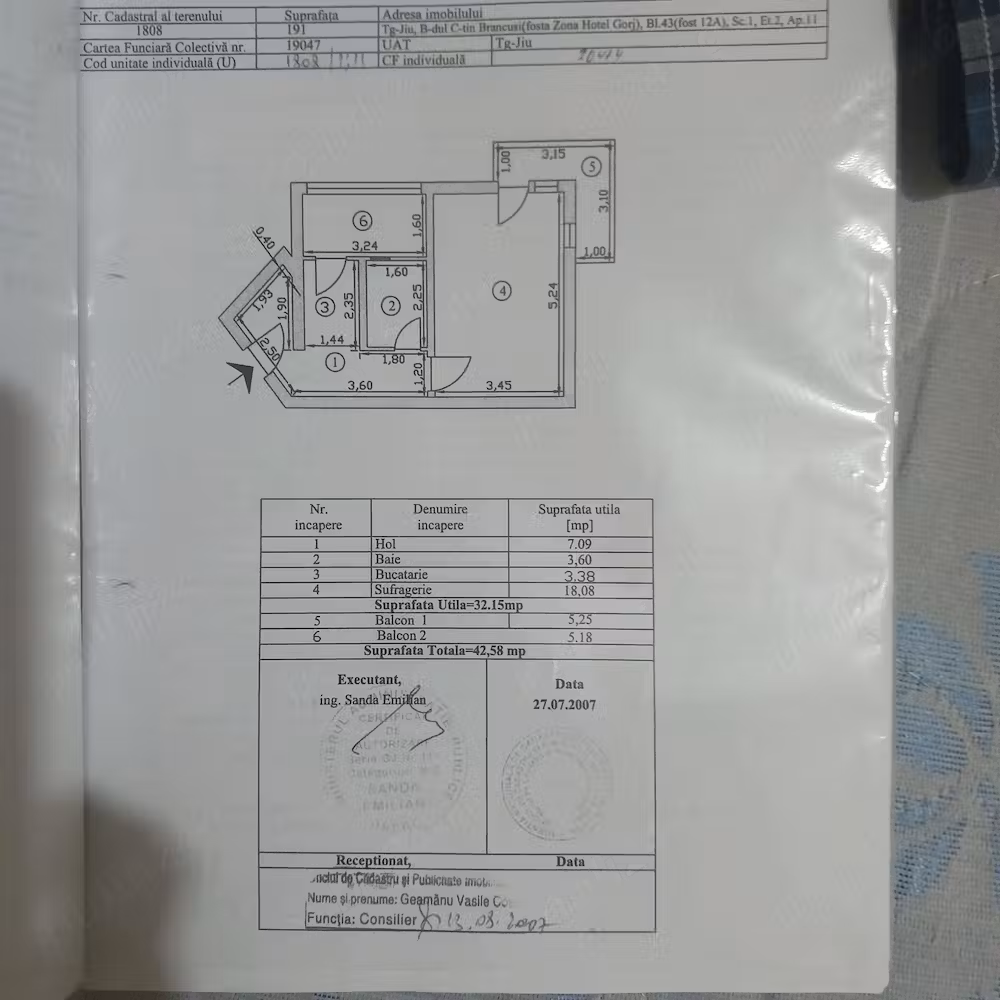 De vanzare apartament confort 1 cu o camera 42 mp ultracentral Hotel Gorj