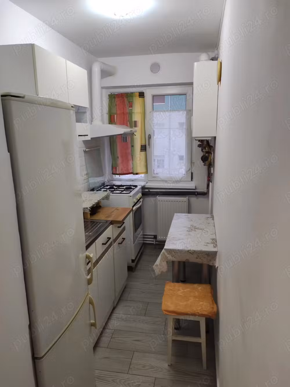 Proprietar! Închiriez apartament cu 2 camere  Zona Girocului