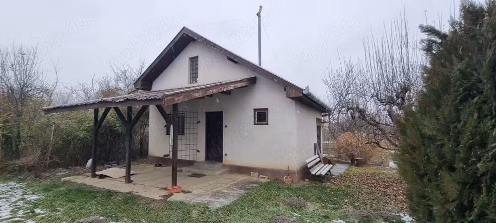 Casă · 2 camere · 50 m², Bercu%252525252bRosu, Satu Mare