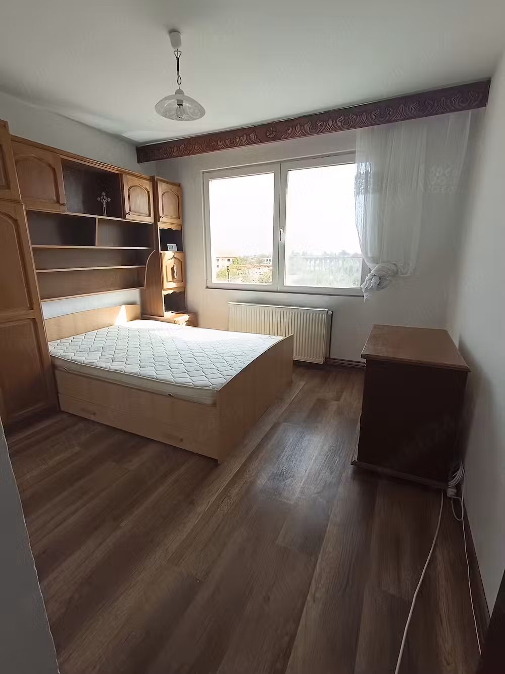 Proprietar apartament cu 2 camere decomandat