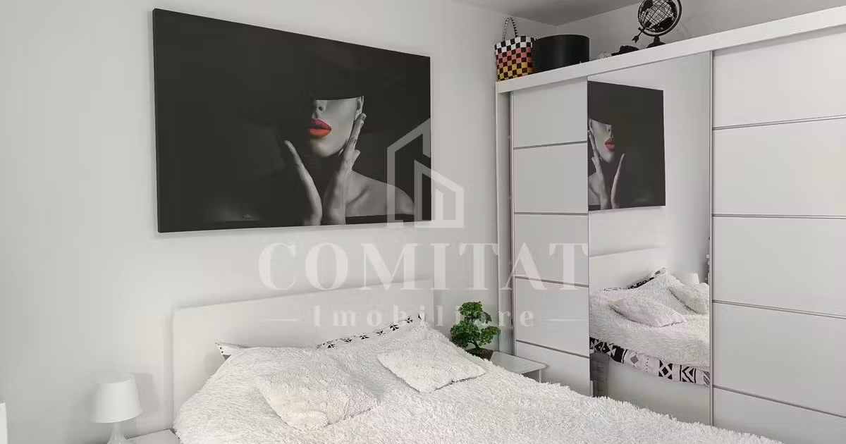 Apartament de vânzare cu 3 camere, mobilat în Florești