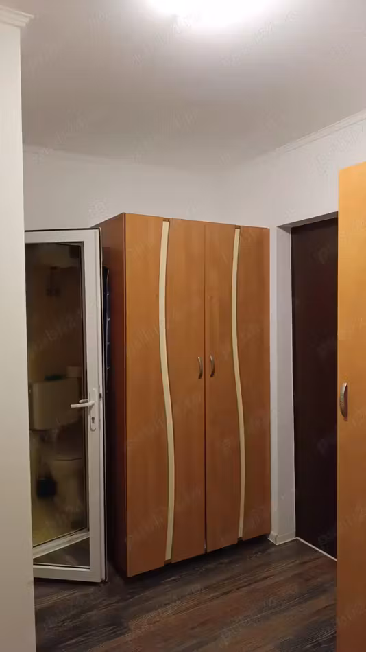 Garsonieră Titan