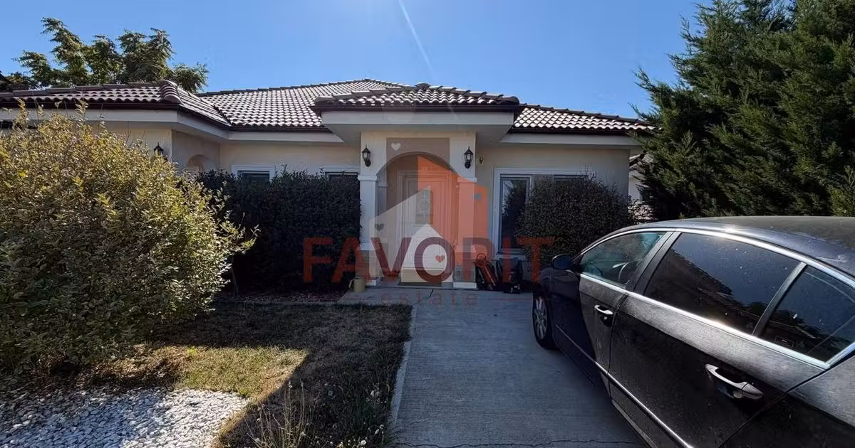 Duplex de vânzare cu 3 camere, mobilat în Sânandrei