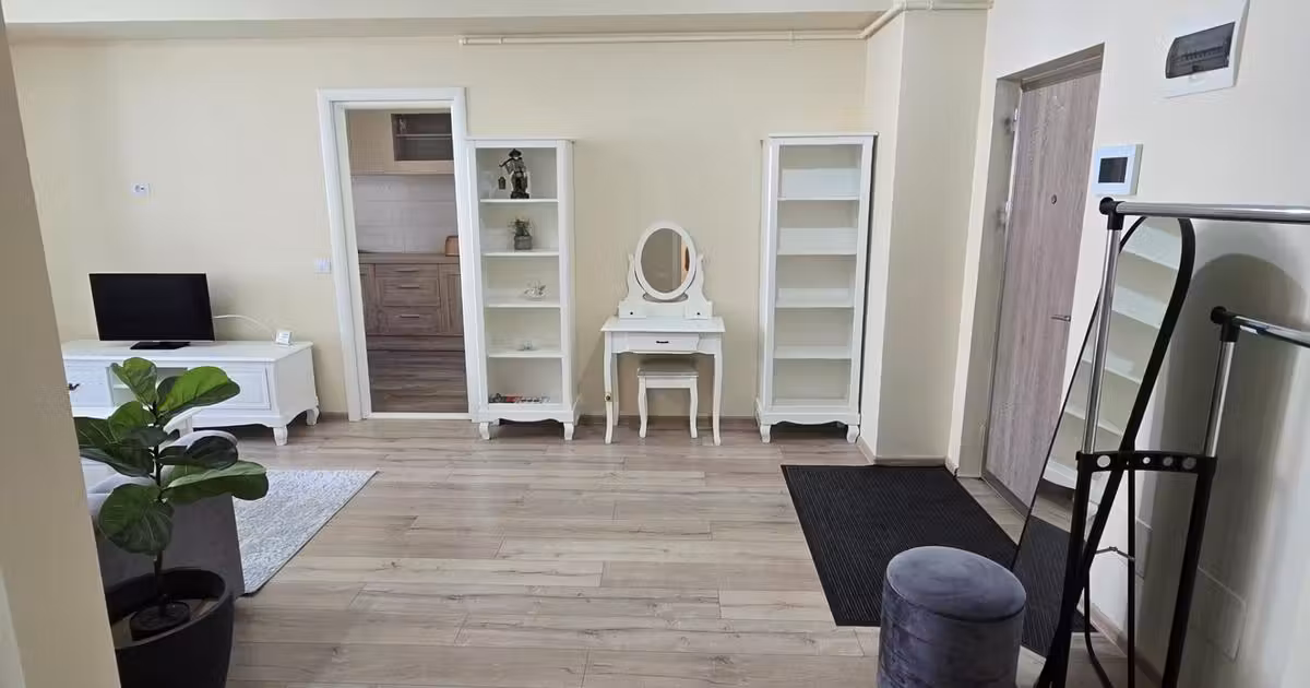 Apartament de vânzare cu 2 camere în zona Central, Bacău
