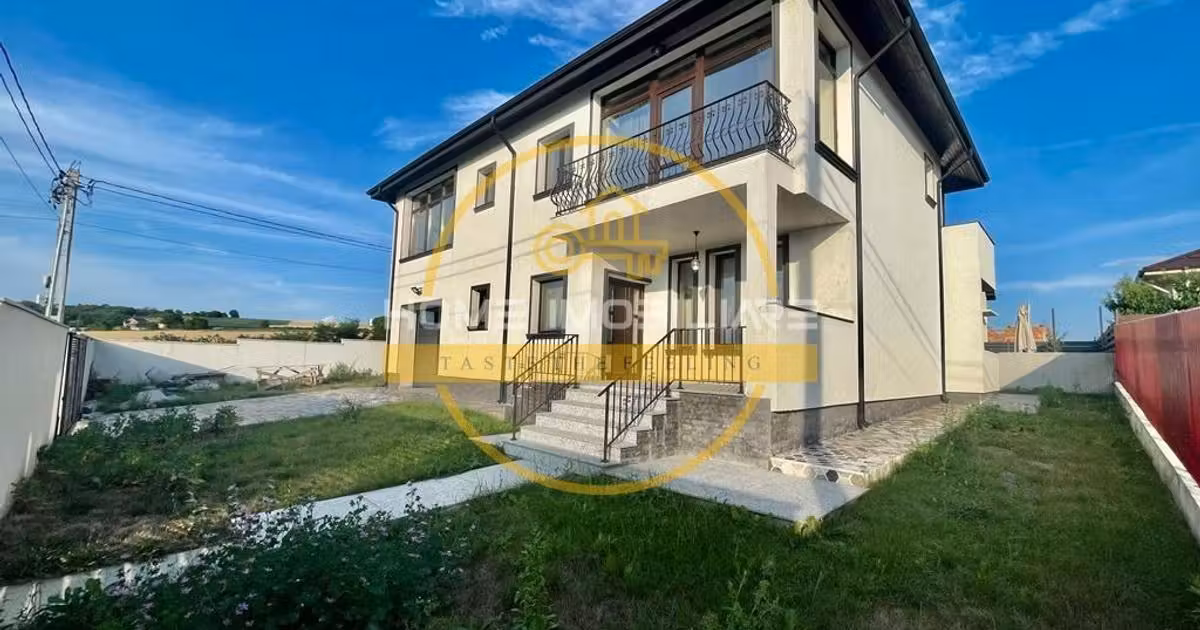 Casă individuală de vânzare cu 6 camere în zona Miroslava, Iași