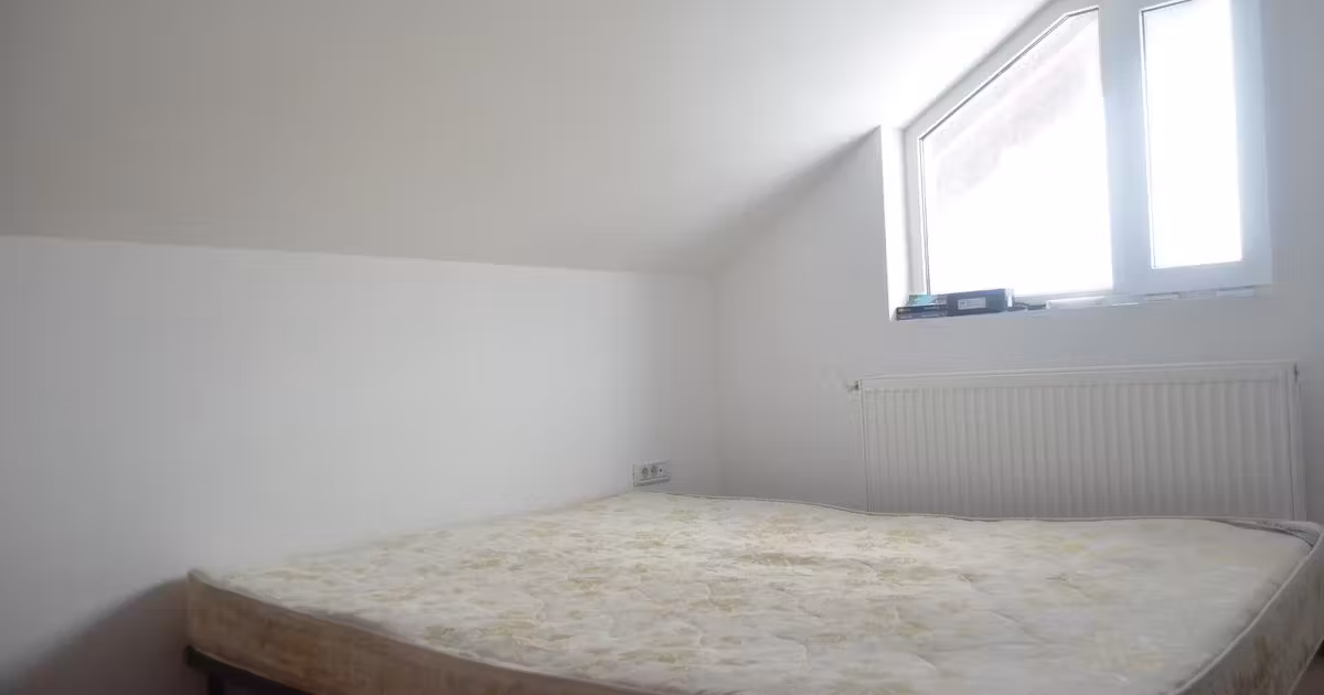 Apartament de vânzare cu 2 camere în Bușteni