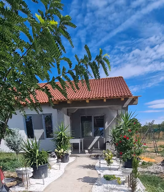 Casă Varias