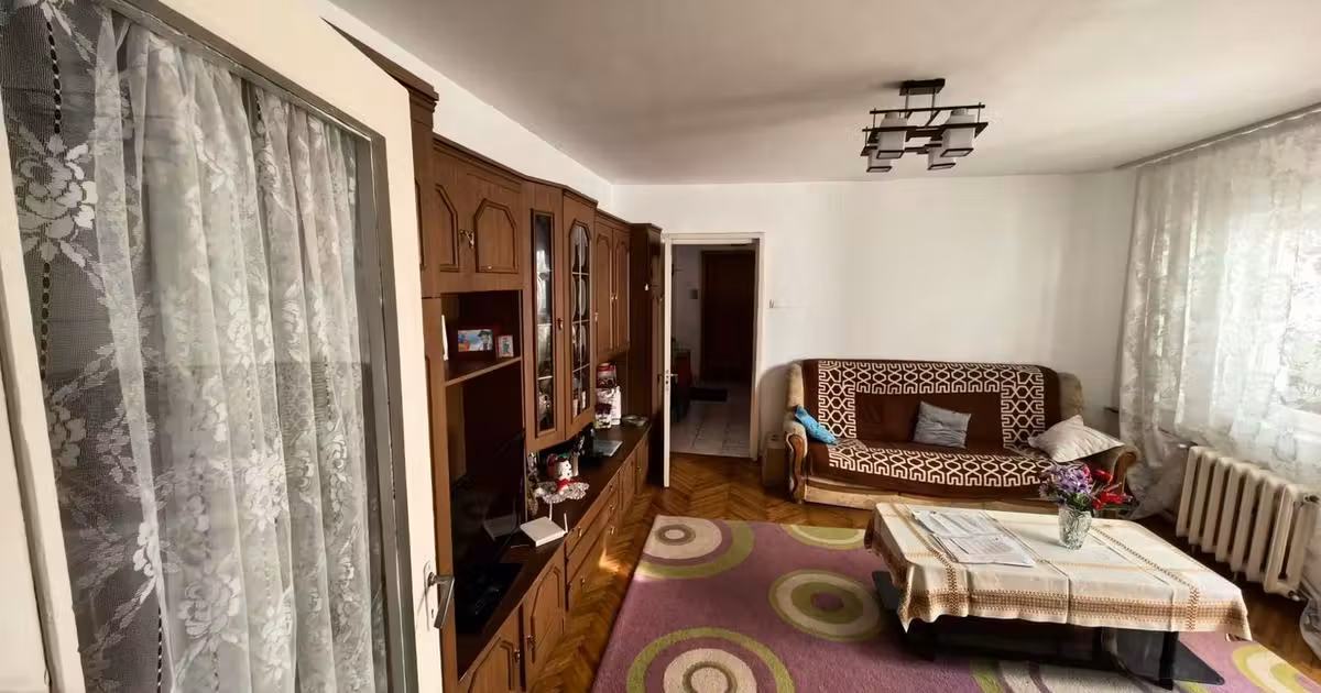 Apartament de vânzare cu 2 camere, mobilat în zona Lipovei, Timișoara