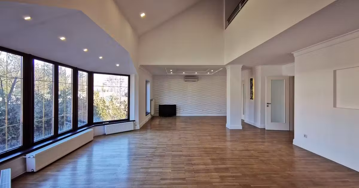 Casă individuală de vânzare cu 8 camere, mobilată în zona Iancu Nicolae, Sector 1