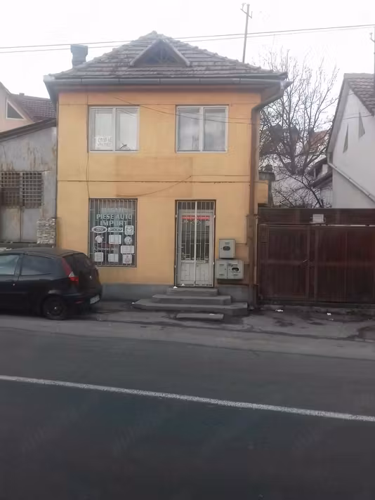 Casă Zona 1