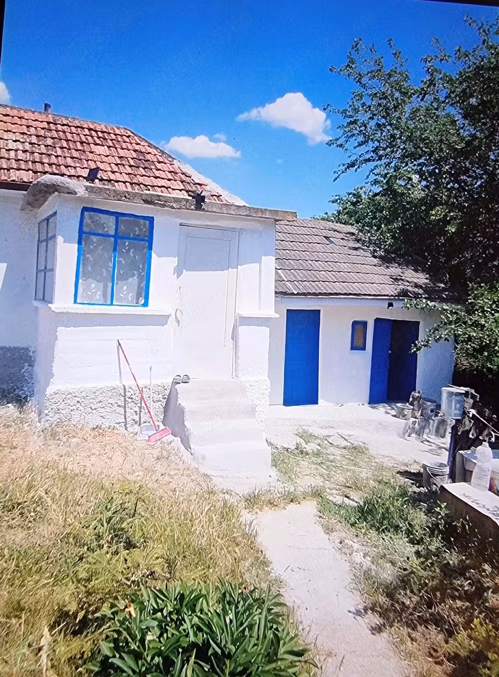 Vand casa la tara
