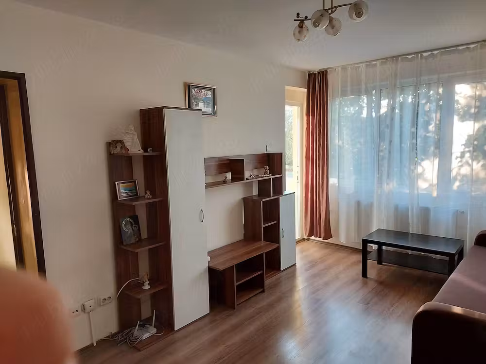 Inchiriez apartament 3 camere, 62 mp, mobilat si utilat, Auchan Crangasi