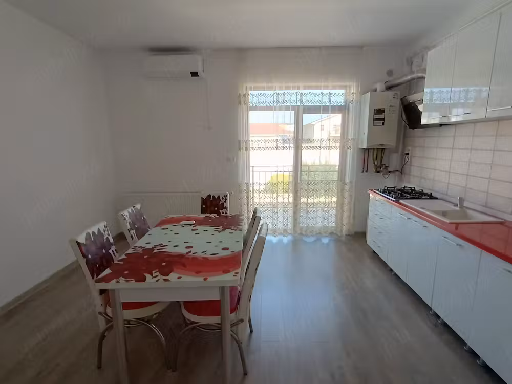 Apartament nou, 2 camere, complet mobilat, parcare inclusă - Giroc, Str. Rachetei