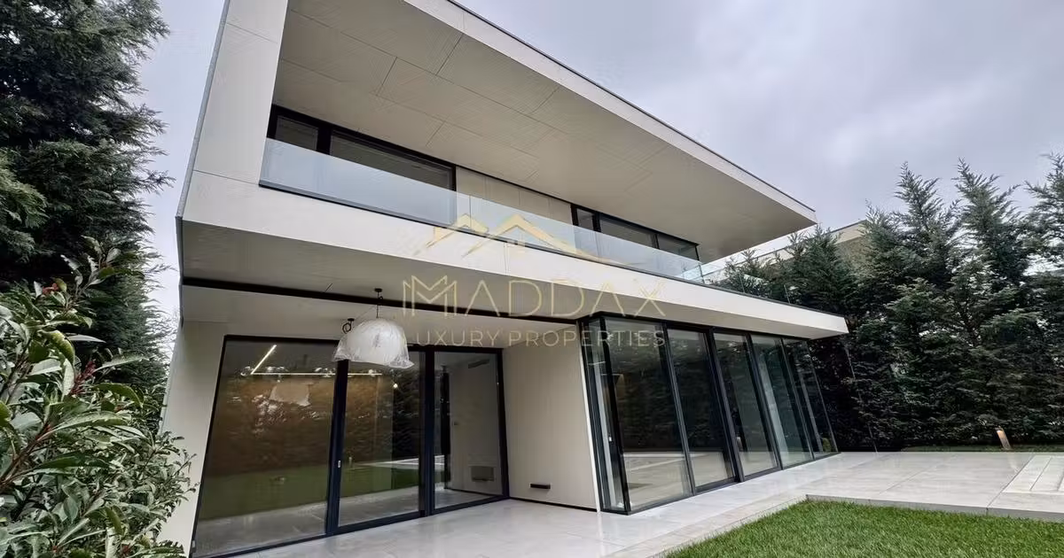 Casă individuală de vânzare cu 6 camere în zona Pipera, Sector 1