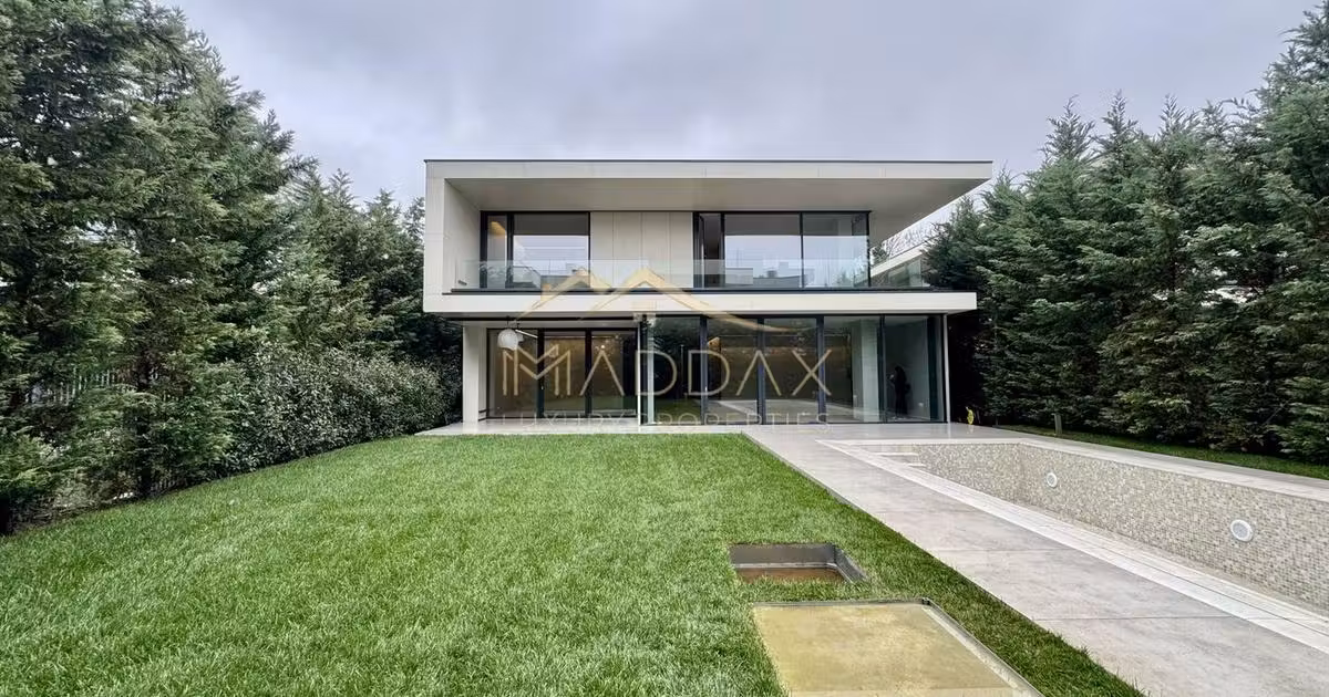 Casă individuală de vânzare cu 6 camere în zona Pipera, Sector 1