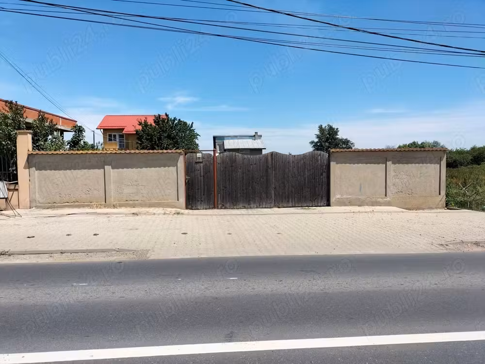 Casă de vânzare 140m2 utili+teren 1000 M2