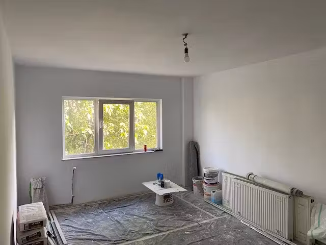 3 camere lipovei , centrapla proprie, renovat,etaj 2