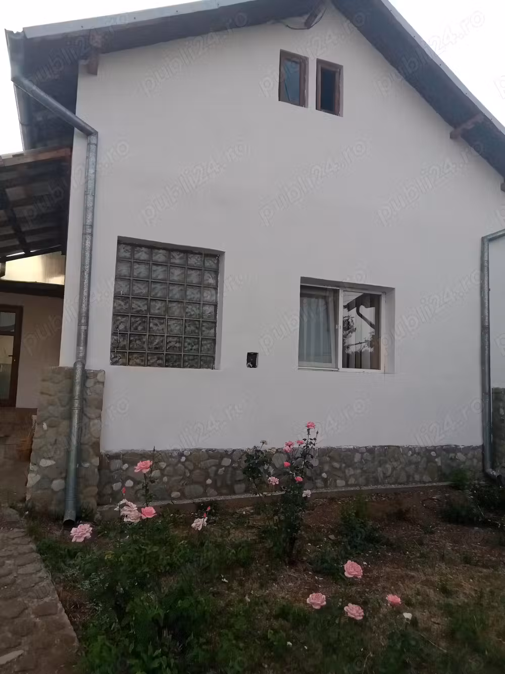 Casa de vânzare