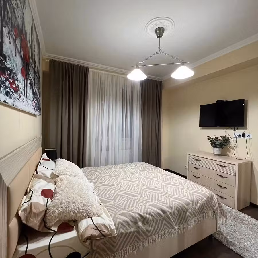 Inchiriez apartament cu 2 camere in zona Crangasi, centrala proprie