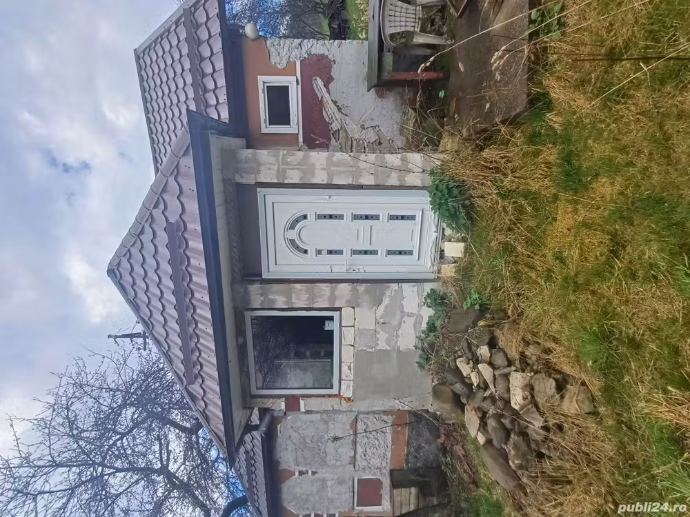 20 de arii si 2 case in Fițcău
