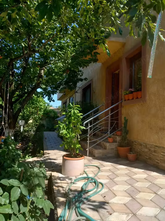 Casă Rosiori de Vede